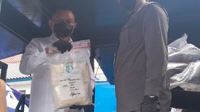 Badan Narkotika Nasional (BNN) Republik Indonesia kembali menunjukkan komitmennya dalam memberantas peredaran narkoba. BNN berhasil memusnahkan puluhan kilogram narkoba, termasuk jenis ganja hingga ekstasi.