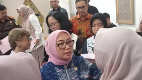 Menteri Pemberdayaan Perempuan dan Perlindungan Anak (PPPA) RI, Arifatul Choiri Fauzi, menegaskan bahwa segala bentuk kekerasan terhadap anak merupakan pelanggaran berat yang tidak dapat dibenarkan dalam kondisi apa pun.