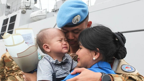 Kementerian Pertahanan mengonfirmasi adanya korban dari prajurit TNI yang tergabung dalam misi perdamaian UNIFIL di Lebanon. Insiden tersebut terjadi akibat serangan artileri yang dilancarkan Israel pada Minggu, 29 Maret 2026, di tengah meningkatnya 