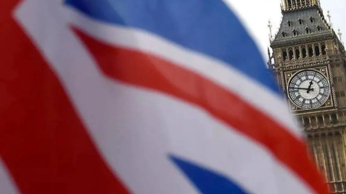 Ilustrasi - Bendera Inggris terlihat dengan latar belakang Big Ben di London, Inggris. ANTARA/Anadolu/py.