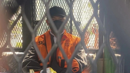 Jadi Tersangka KPK, Abdul Wahid Tiba di Rutan Pekanbaru