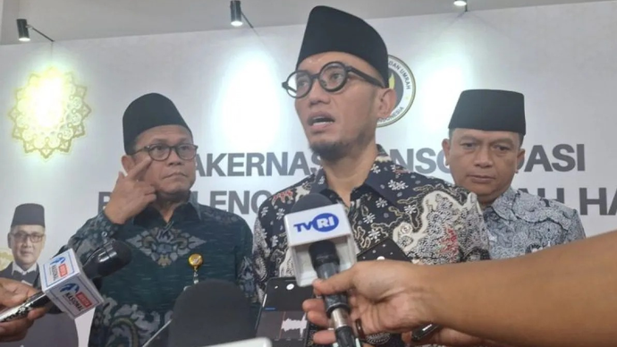 Wakil Menteri Haji dan Umrah RI Dahnil Anzar Simanjuntak dalam wawancara cegat di Asrama Haji Cipondoh, Tangerang, Jumat (10/4/2026). ANTARA/Asep Firmansyah.