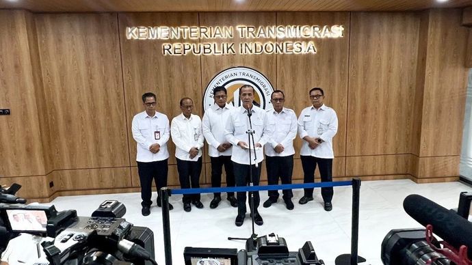 Menteri Transmigrasi (Mentrans) Muhammad Iftitah Sulaiman Suryanagara 