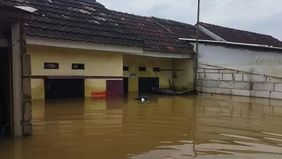 Pemerintah Kabupaten Tangerang, Provinsi Banten, resmi menetapkan status tanggap darurat bencana banjir menyusul meluasnya genangan yang kini berdampak pada 24 kecamatan.