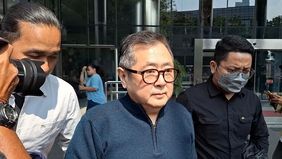 KPK menegaskan penetapan status tersangka terhadap Komisaris Utama PT Dosni Roha Logistik sekaligus Direktur Utama PT Dosni Roha Indonesia, Bambang Rudijanto Tanoesoedibjo alias Rudy Tanoe, telah dilakukan sesuai aturan.