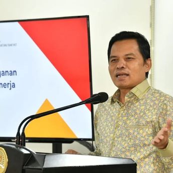 KPK Periksa Mantan Sekjen MPR Ma&rsquo;ruf Cahyono sebagai Tersangka Kasus Gratifikasi