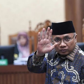 Yaqut Cholil Qoumas Minta Dibebaskan dari Dakwaan Korupsi Kuota Haji