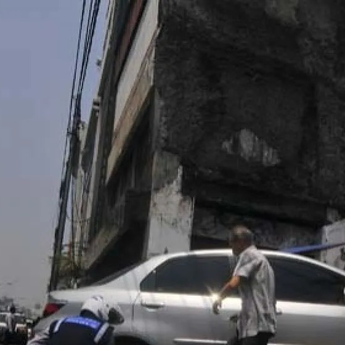 Satpol PP DKI Minta Maaf soal Mobil Dinas Parkir di Trotoar