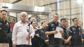 Kejaksaan Agung mengungkapkan bahwa Ibrahim Arief, tersangka dalam kasus korupsi pengadaan perangkat TIK di Kemendikbudristek, berperan aktif dalam mendorong penggunaan Chrome OS sebagai sistem operasi tunggal dalam proyek tersebut.