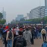 Demo di DPR Ricuh, Transjakarta Alihkan Rute Sejumlah Layanan