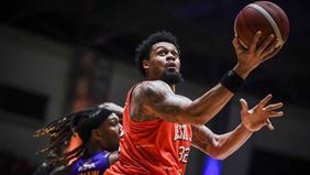 Pelita Jaya Jakarta kembali menunjukkan dominasinya di Indonesian Basketball League (IBL) 2025 dengan menaklukkan tim tamu Tangerang Hawks Basketball lewat skor telak 83–62.