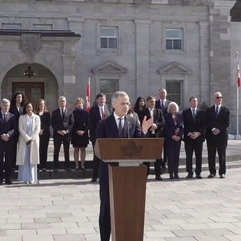 Trump Naikkan Tarif Kanada Jadi 35 Persen