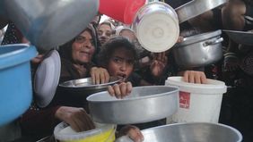 Militer Israel kembali melakukan penembakan terhadap warga sipil yang sedang menanti distribusi bantuan kemanusiaan di Jalur Gaza