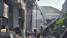 Kebakaran terjadi di Gedung D Kementerian Dalam Negeri (Kemendagri), tepatnya pada area Direktorat Jenderal Bina Pemerintahan Desa dan Direktorat Jenderal Kependudukan dan Pencatatan Sipil, yang berlokasi di Pasar Minggu, Jakarta Selatan.
