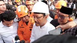 Mensos Pastikan Bantuan Logistik untuk Keluarga Santri Korban Ponpes Ambruk