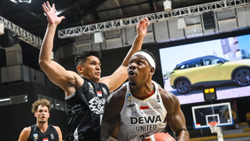 Rans Simba Bogor berhasil meraih kemenangan meyakinkan dengan skor 84-64 atas Rajawali Medan dalam lanjutan Indonesian Basketball League (IBL) 2025 yang digelar di GOR Universitas Negeri Medan (Unimed) pada Sabtu, 1 Februari 2025 malam.