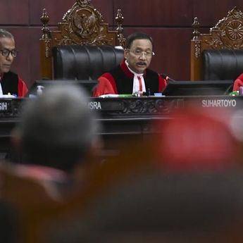Tak Punya Kedudukan Hukum, MK Tolak Lima Gugatan Uji Formil UU TNI