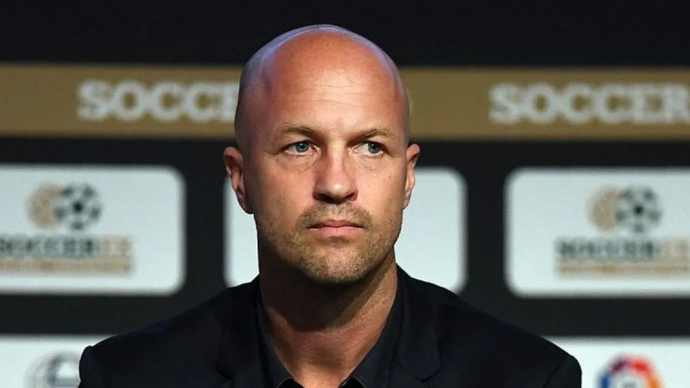 Arsip foto - Jordi Cruyff, saat masih menjadi manajer Maccabi Tel Aviv dalam sebuah panel diskusi Soccerex Global Convention 2017 di Manchester, Inggris (4/9/2017).