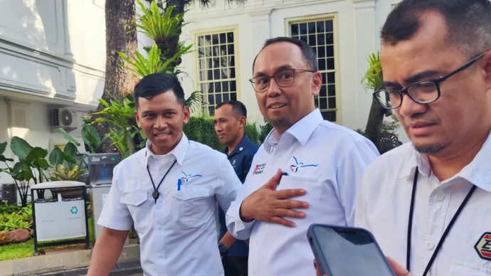 Arsip foto- Kepala Pusat Pelaporan dan Analisis Transaksi Keuangan (PPATK) Ivan Yustiavandana saat ditemui di Istana Kepresidenan Jakarta, Senin (13/1/2025).