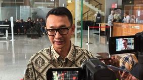 KPK memeriksa Kepala Biro Perencanaan dan Anggaran Kementerian Kesehatan, Liendha Andajani, sebagai saksi dalam kasus dugaan korupsi proyek pembangunan RSUD Kabupaten Kolaka Timur, Sulawesi Tenggara.