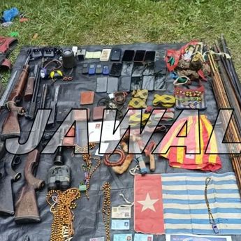 TNI Sita Senjata dan Perlengkapan OPM di Soanggama Berkat Bantuan Warga