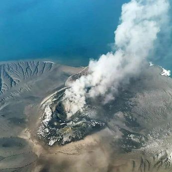 Badan Geologi: Episode Erupsi Menerus Gunung Anak Krakatau Telah Berakhir