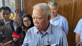 Kepala Otorita Ibu Kota Nusantara (OIKN) Basuki Hadimuljono menyatakan Wakil Presiden Gibran Rakabuming Raka berpeluang mulai berkantor di Ibu Kota Nusantara (IKN) pada tahun ini, seiring dengan rampungnya pembangunan gedung dan fasilitas pendukung.