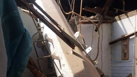 Kepolisian masih menunggu hasil analisis dari Pusat Laboratorium Forensik Polri (Puslabfor) untuk memastikan ada tidaknya unsur pidana dalam insiden robohnya menara telekomunikasi yang menimpa dua rumah kontrakan di kawasan Kembangan Utara.