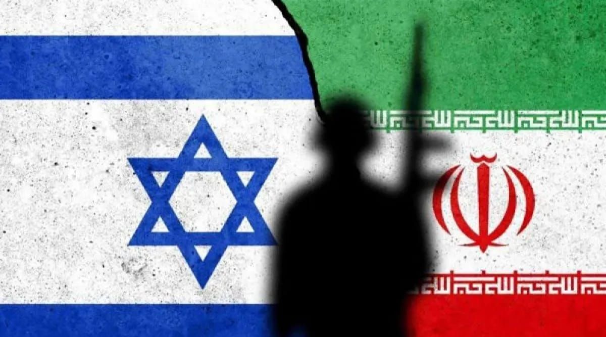 Ilustrasi - Siluet tentara dengan latar belakang bendera Iran dan bendera Israel <b>(Antara)</b>