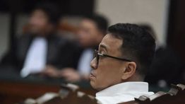 Terdakwa Rajo Emirsyah Divonis 10 Tahun Penjara dalam Kasus Judi Online