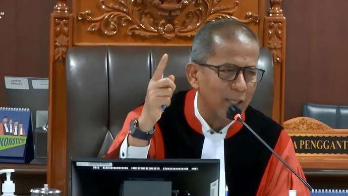 Tangkapan layar - Wakil Ketua Mahkamah Konstitusi Saldi Isra saat sidang lanjutan sengketa Pilkada 2024 perkara Nomor 223/PHPU.WAKO-XXIII/2025 di Mahkamah Konstitusi, Jakarta, Jumat (17/1/2025). 