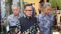 Wamendagri Bima Arya Sidak WFH ASN di Bogor, Pastikan Kinerja dan Layanan Tetap Optimal