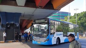 PT Transportasi Jakarta (Transjakarta) memastikan seluruh rute layanan sudah kembali normal pada Senin pagi setelah sempat terganggu akibat aksi unjuk rasa di sejumlah titik Jakarta. 