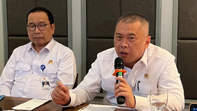 Menteri Perhubungan Dudy Purwagandhi mendorong percepatan pembangunan transportasi berbasis pariwisata di Bali melalui pengembangan taksi air (water taxi) serta infrastruktur dermaga.