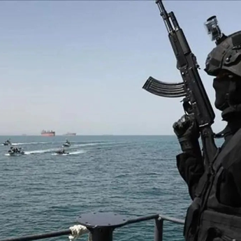 Pengiriman di Selat Hormuz Terhenti Total Usai Blokade AS Terhadap Iran