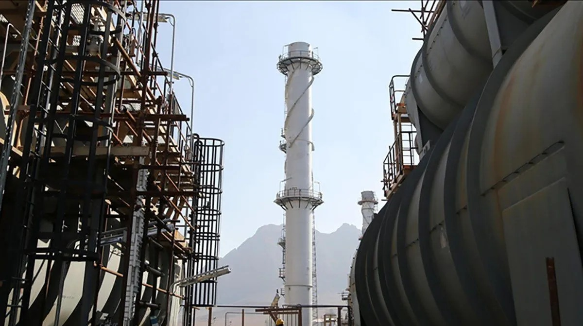 Ilustrasi - Perusahaan kilang minyak dan gas Isfahan di Iran. (ANTARA/Anadolu/pri) <b>(Antara)</b>