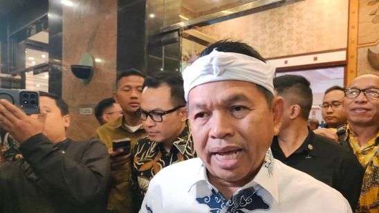 Dedi Mulyadi Ancam Copot Pejabat yang Sembunyikan Data APBD Jabar
