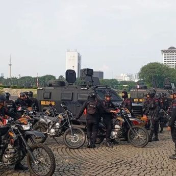 Polda Metro Jaya Gelar Patroli Skala Besar Amankan Jakarta