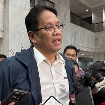 Menkeu Purbaya Bakal Kenakan Denda Importir Pakaian dan Tas Bekas Ilegal