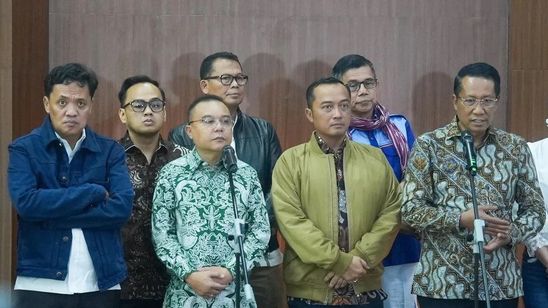 Prabowo Beri Amnesti buat Hasto dan Abolisi ke Tom Lembong