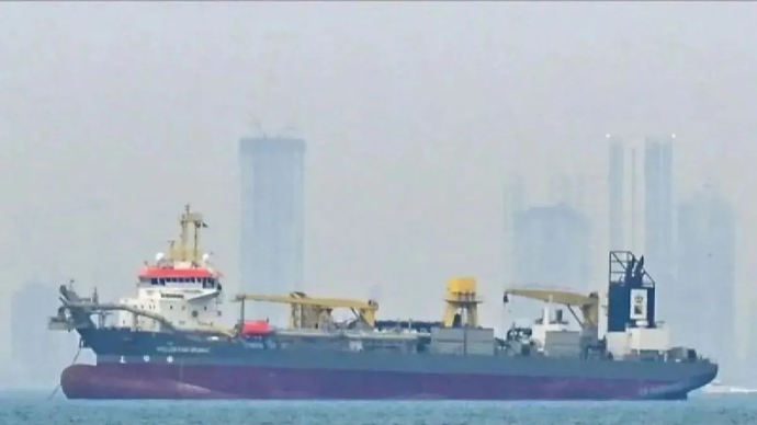 Ilustrasi - Kapal tanker melintas di Selat Hormuz, Iran. (ANTARA/Anadolu/py.)