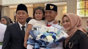 Di Kota Serang, Fabian Muhammad Yahva (putra anggota DPR RI Komisi X sekaligus komedian Denny Cagur) resmi dikukuhkan sebagai anggota Pasukan Pengibar Bendera Pusaka (Paskibraka) Provinsi Banten yang akan bertugas pada upacara peringatan HUT ke-80 Ke