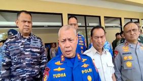 Kepolisian Daerah Kalimantan Selatan (Polda Kalsel) mengerahkan puluhan personel Brimob dan Samapta untuk memperkuat pencarian helikopter tipe BK117 D3 milik Estindo Air yang hilang kontak di kawasan Air Terjun Mandin Damar, Kecamatan Mentewe, Kabupa