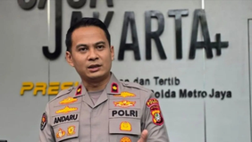 Polda Metro Jaya berhasil menangkap seorang pelaku berinisial A yang diduga berperan sebagai penadah barang milik korban AH (39), yang jasadnya ditemukan di dalam freezer di wilayah Serang Baru, Kabupaten Bekasi.