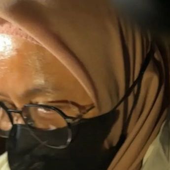 Istri Bupati Pemalang Tiba di Gedung Merah Putih KPK Usai OTT