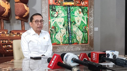 Fadli Zon Ingatkan Jangan Ada Provokasi Inkonstitusional untuk Jatuhkan Presiden