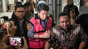 Kejaksaan Agung (Kejagung) melakukan penggeledahan di 14 lokasi yang berkaitan dengan perkara dugaan korupsi dalam pengelolaan pertambangan PT AKT di Kabupaten Murung Raya, Kalimantan Tengah.