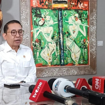 Fadli Zon Ingatkan Jangan Ada Provokasi Inkonstitusional untuk Jatuhkan Presiden