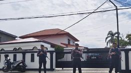 KPK Geledah Rumah Dirut PT DNG di Padangsidimpuan Terkait Dugaan Korupsi Proyek Jalan