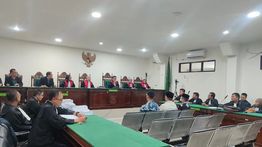 Eks Gubernur Bengkulu Rohidin Mersyah Dituntut 8 Tahun Penjara